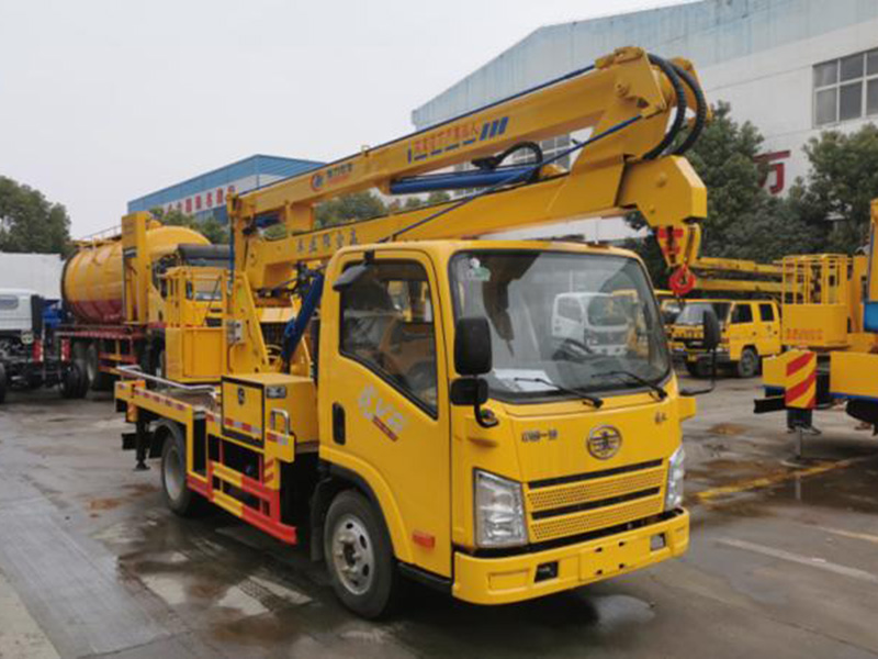 解放虎VR   13.5米高空作業車